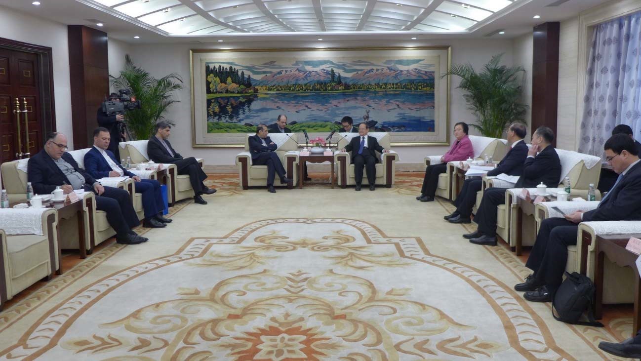 鹿心社率江西省代表团会见伊朗驻华大使阿里·阿斯加尔·哈吉.jpg