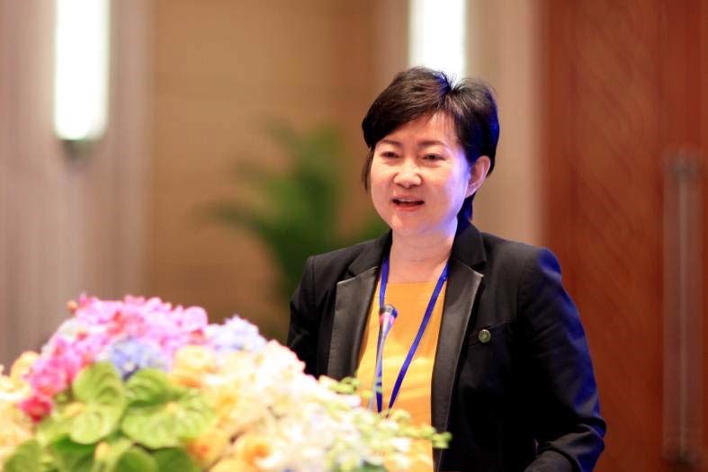 中国社会科学院蓝迪国际智库项目专家委员会委员，德恒律师事务所主任、首席全球合伙人，中国民营经济国际合作商会副会长王丽致辞.jpg
