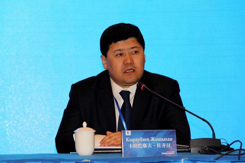 哈萨克斯坦驻上海总领事卡拉巴耶夫•佐齐汉致辞.jpg